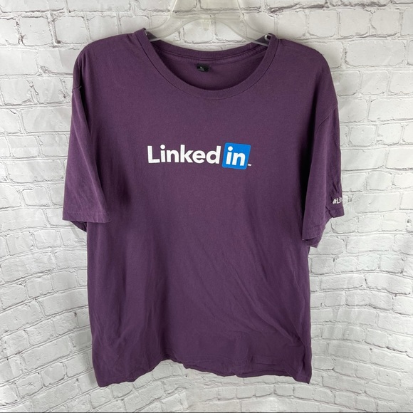 LinkedIn Class 2018 T-Shirt - Picture 1 of 5